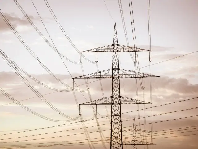 VEŘEJNÁ ZAKÁZKA - Dodávka elektrické energie pro obec Doubrava na roky 2026-2027 (UKONČENA)