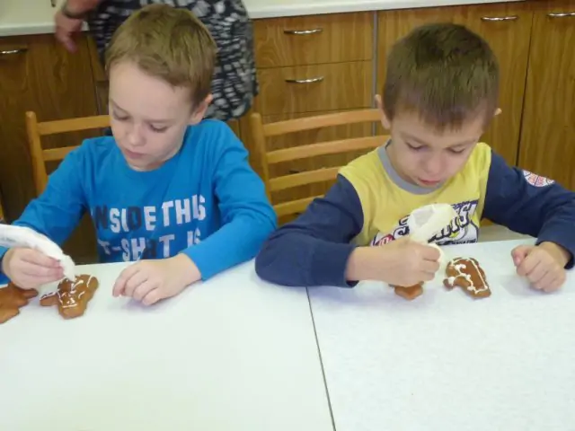 Zdobení stromečků a pečení perníčků, adventní čas - 22 - 